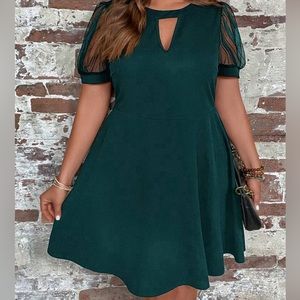 NWT SHEIN x Emery Rose Dark Green Puff Sleeve Dress-2XL